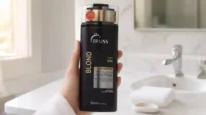 Melhor Shampoo para Cabelos Loiros: 10 Analisados por Eficácia e E-E-A-T
