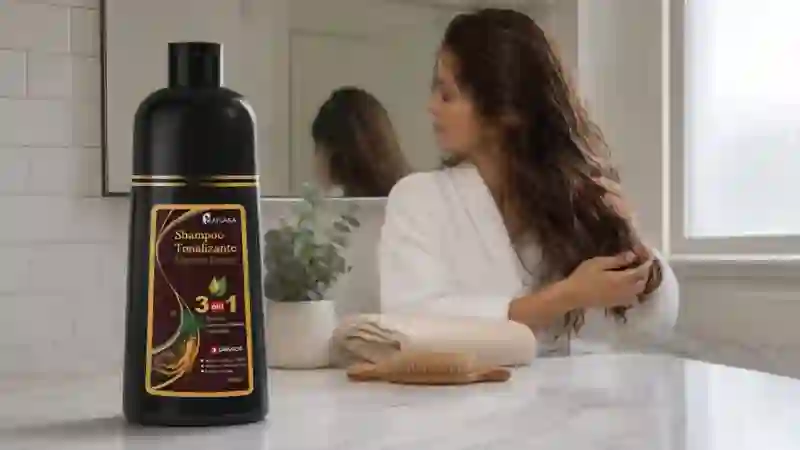 Melhor Shampoo Tonalizante: 8 Analisados por Cobertura e Durabilidade